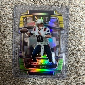 2021 Panini select Mac Jones rookie select green refractor